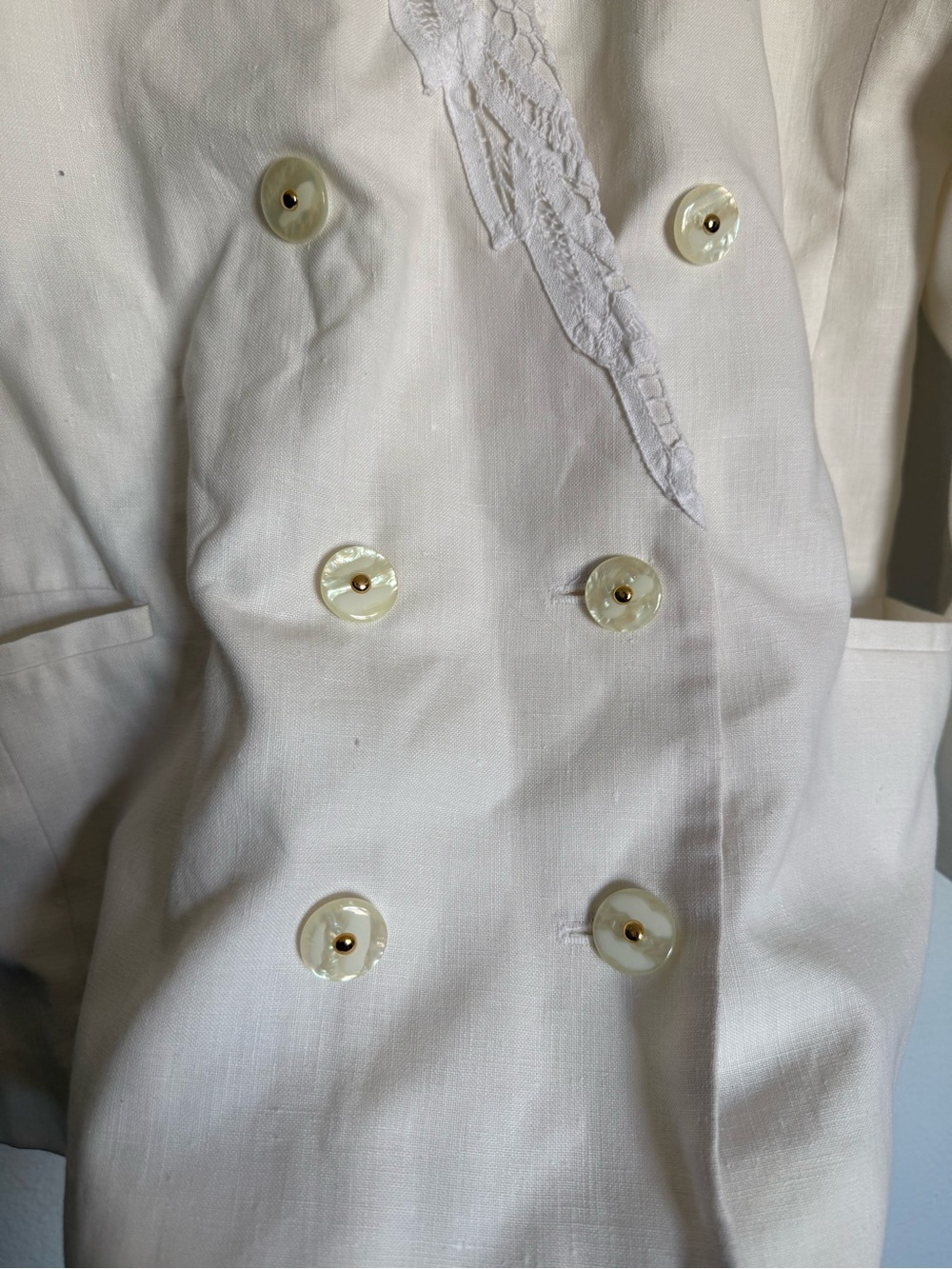 Vintage White Linen & Lace Double Breasted Jacket - Picture 4 of 11